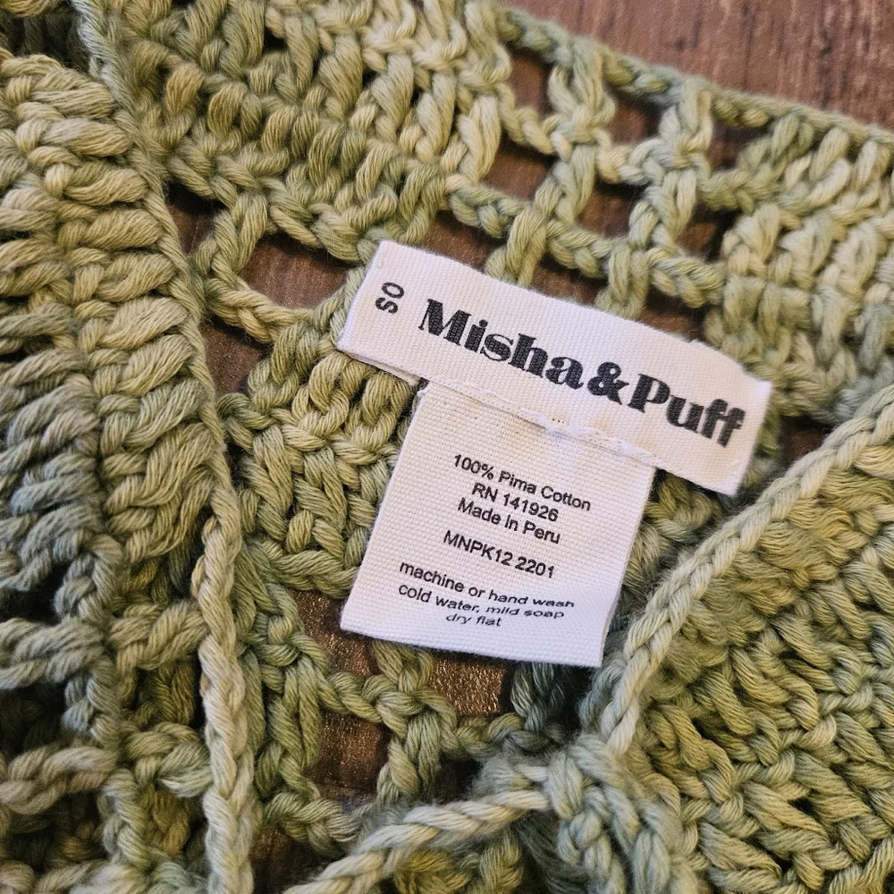 nwot misha and puff green crochet scarf